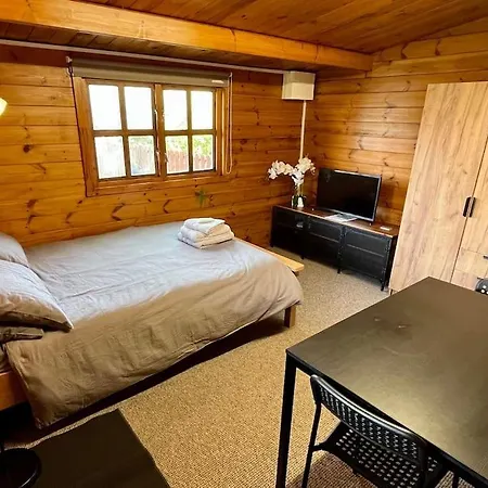 Self Catering Log 5 Mins From Eircode R95 Hh9w * Kilkenny