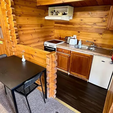 Self Catering Log 5 Mins From Eircode R95 Hh9w Holiday home