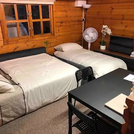 Self Catering Log 5 Mins From Eircode R95 Hh9w *